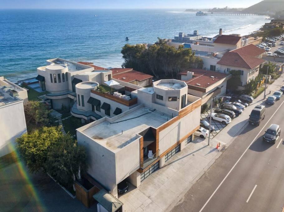 Malibu Sand Carbon Beach Suites 外观 照片