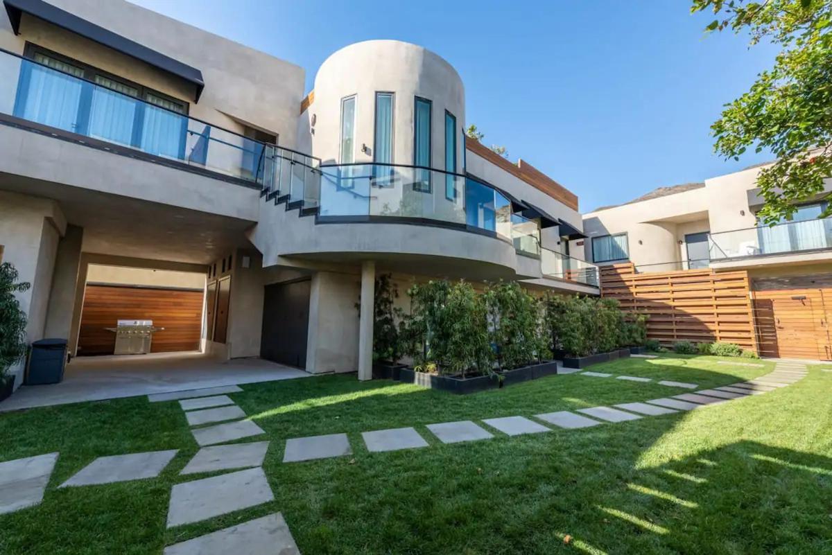 Malibu Sand Carbon Beach Suites 外观 照片