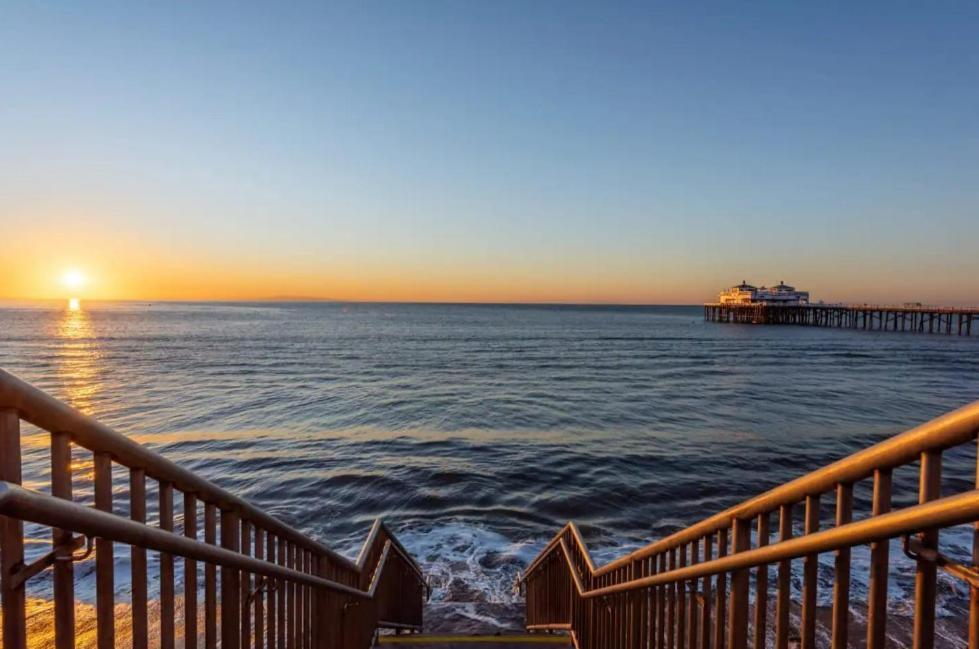 Malibu Sand Carbon Beach Suites 外观 照片