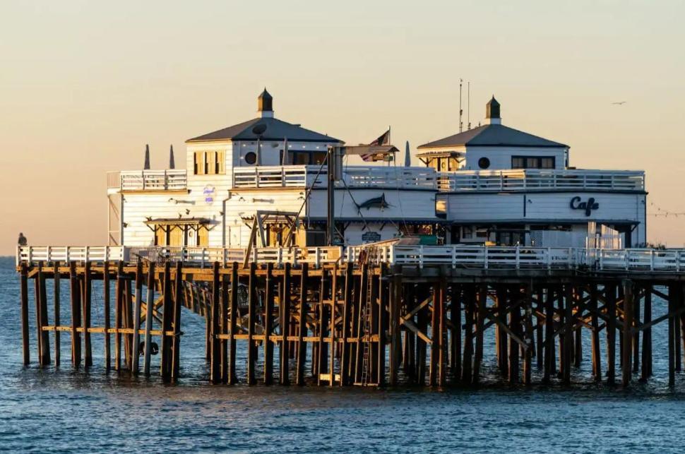 Malibu Sand Carbon Beach Suites 外观 照片
