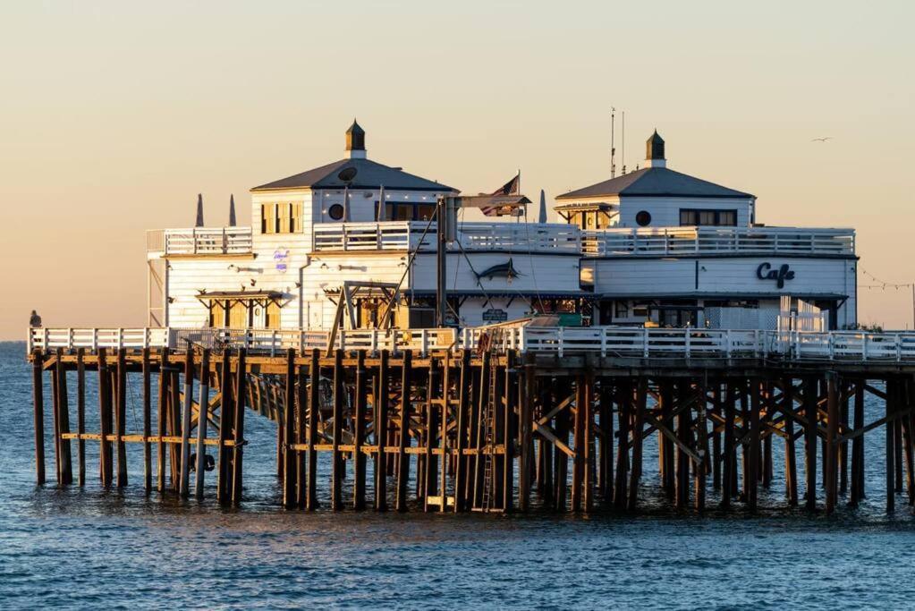Malibu Sand Carbon Beach Suites 外观 照片